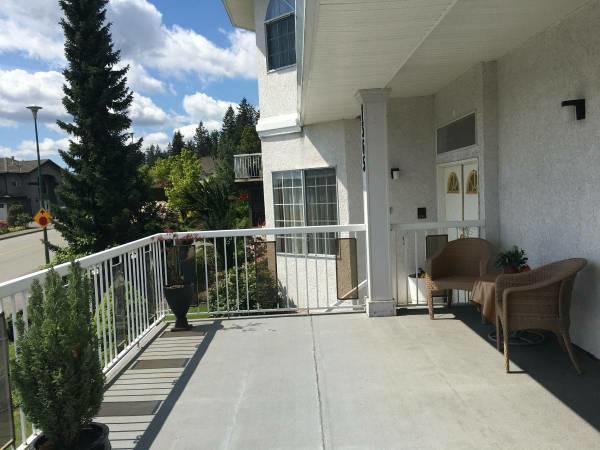 Hotel Honeysuckle House Coquitlam Esterno foto